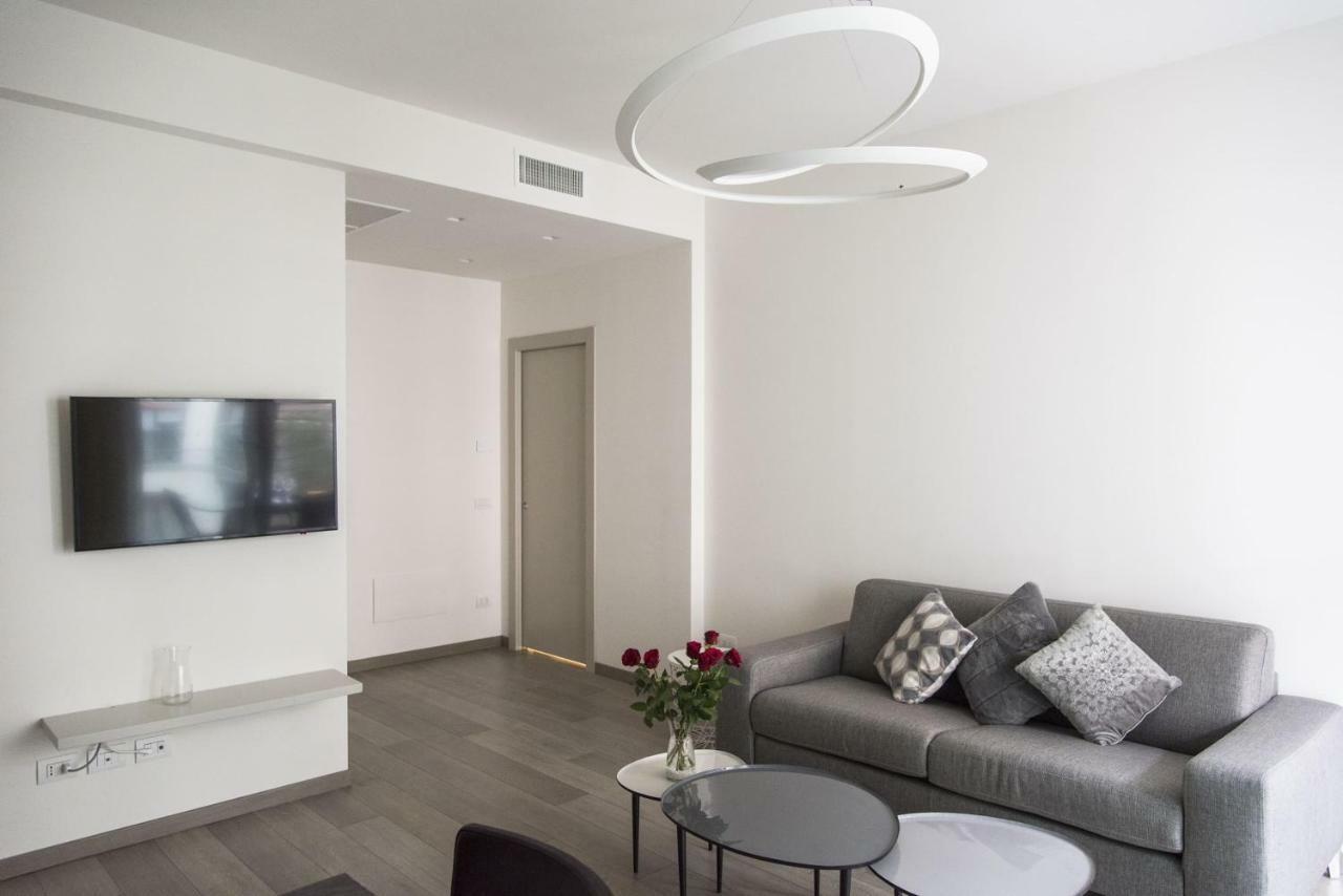 Design & New Center Apartments Милан Экстерьер фото